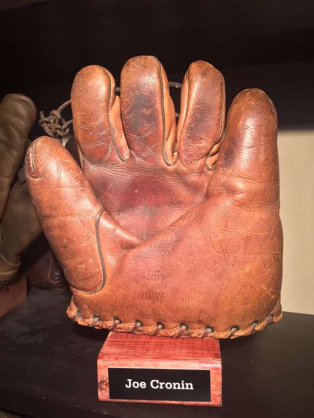 Joe Cronin Pennant 195 Front