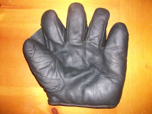 Pennant Full Web Black Front Jared