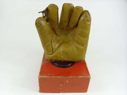 Pennant IK457 Front