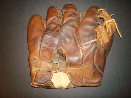 Pennant K456 Grommet Web Fingers Back