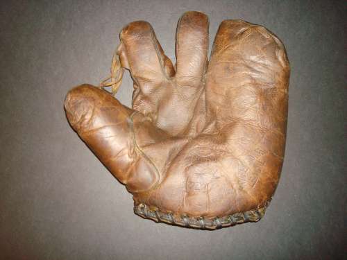 Banner 1723 Three Finger Front