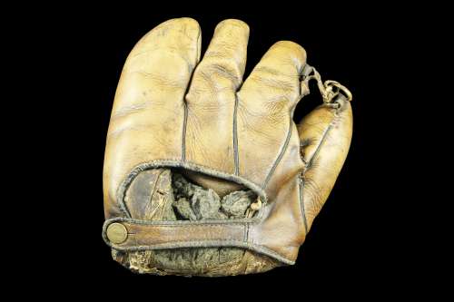 Carl Mays Goldsmith 68 3 Finger Back