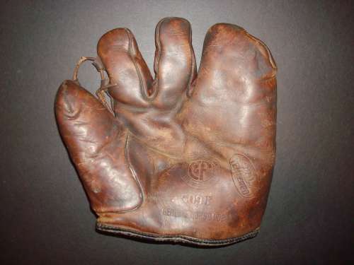 The Cussins & Fearn Co. 509F Front