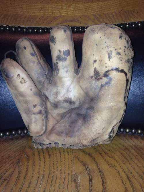 D&M G75 3 Finger Front