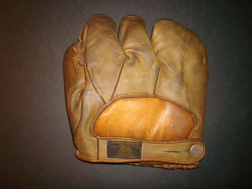 Howard J. Ehmke D&M 3 Lefty Back