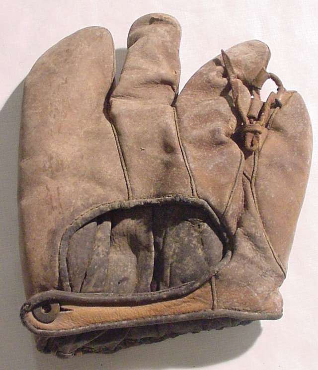 Jesse Haines JC Higgins 1668 3 Finger Back