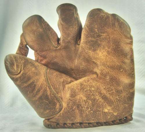 Jesse Haines JC Higgins 3 Finger Front