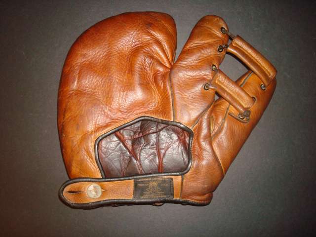 Les Munns D&M G17 2 Finger Back