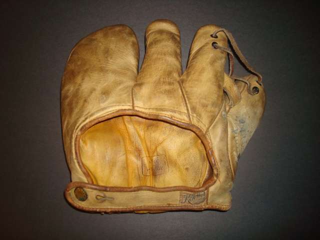 Lewis Fonseca Ken Wel 3 Back