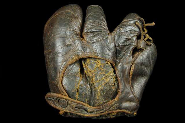 Lew Fonseca Ken Wel 556 3 Finger Back