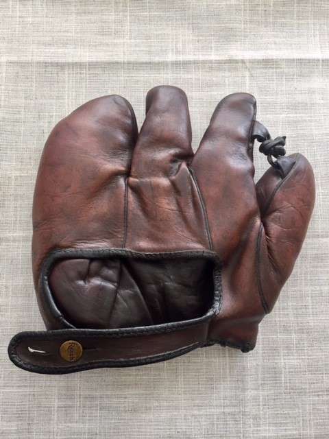 Reach 3 Finger Back