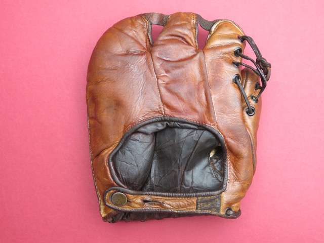 Reach Canada GBS 3 Finger Back