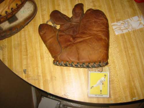 Red Ruffing Wilson 632 Front