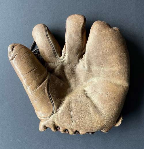 Wally Gilbert Tryon 3F 3 Finger Front