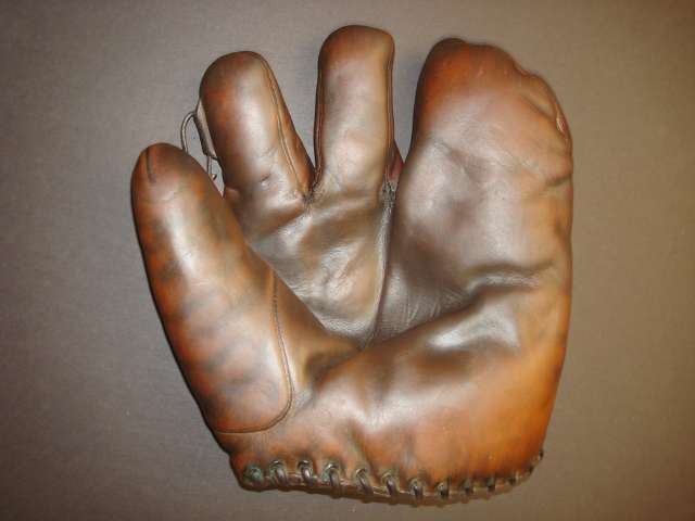 Walter Lutzke D&M G75 3 Front