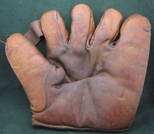 Spalding Rainey Trap Web Front