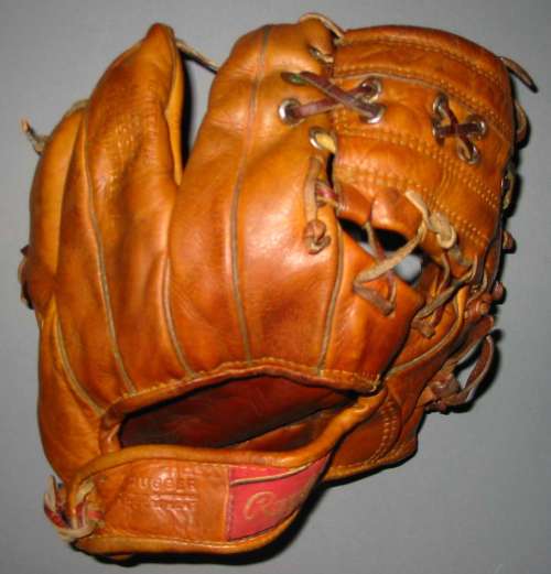 Hank Bauer Rawlings PM3 Back