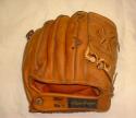 View the image: Duke Snider Rawlings DS Back