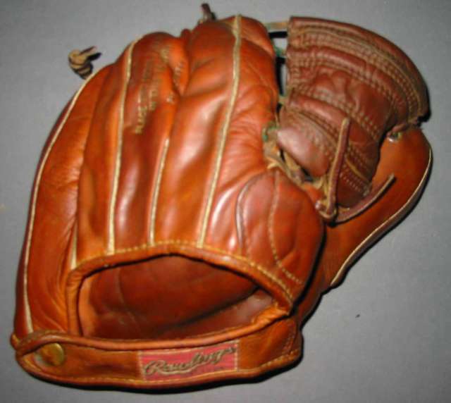 Stan Musial Rawlings PMM 1 Back