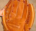 View the image: Rawlings Heart of the Hide Pro Giant Front