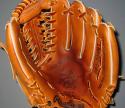 View the image: Rawlings Heart of the Hide Pro-204MT Front