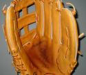 View the image: Rawlings Heart of the Hide Pro-H Front