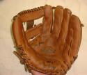View the image: Stan Musial Rawlings SM6 Front