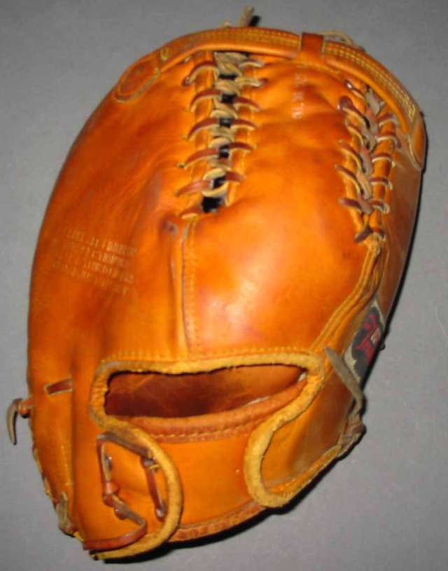 Whitey Lockman Rawlings Back