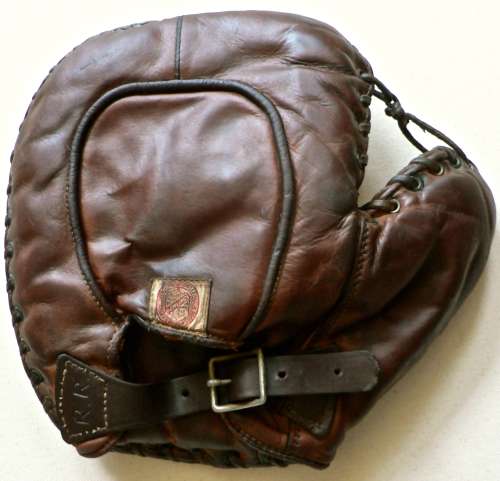 George Sisler Rawlings Back