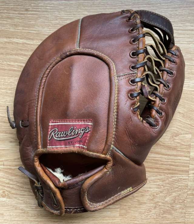 George Sisler Rawlings GS Basemitt Back
