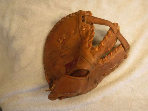 Marv Throneberry Rawlings TM75 Back