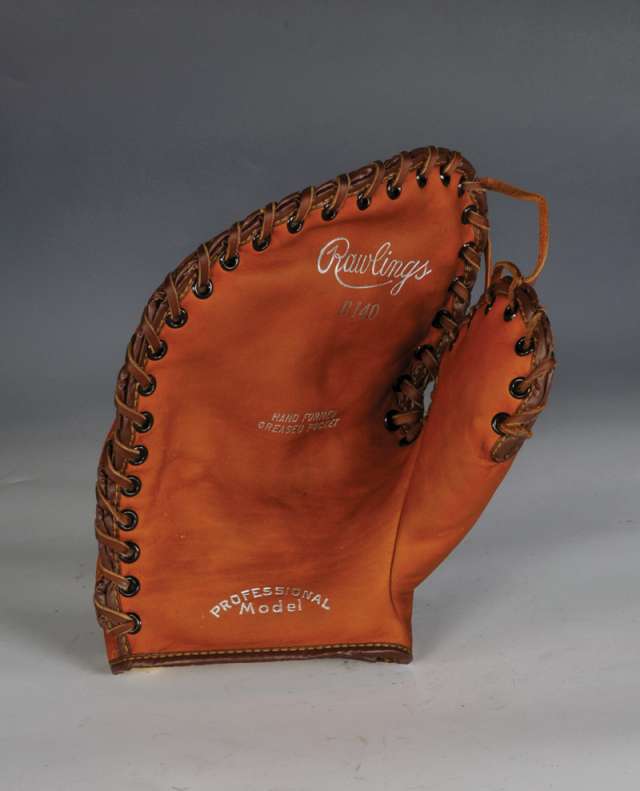 Rawlings B140 Basemitt Front