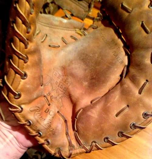 Rawlings DCT Heart of the Hide Basemitt Front