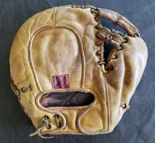 Rawlings FB142 Basemitt Back
