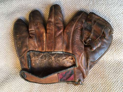 Bob Bo Bowman Rawlings G490 Back