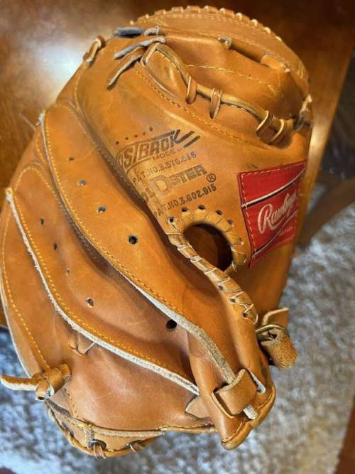 Johnny Bench Rawlings RL10 Catchers Mitt Back