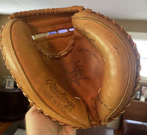 Rawlings DB7 Catchers Mitt Front