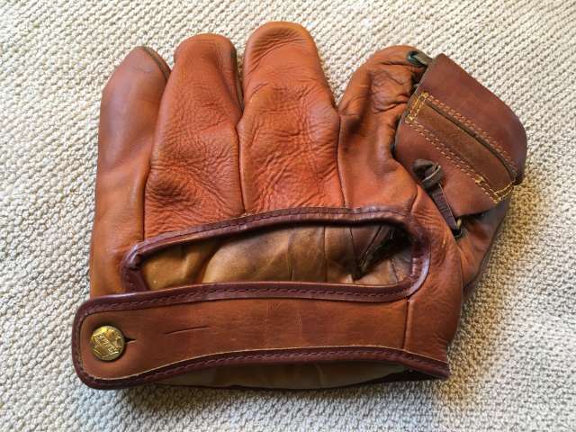 Dick Kokos Rawlings G250 Back