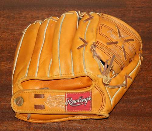 Duke Snider Rawlings DS Back