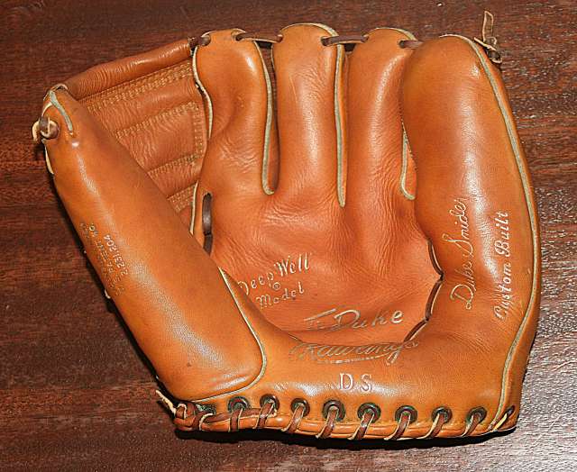 Duke Snider Rawlings DS Front