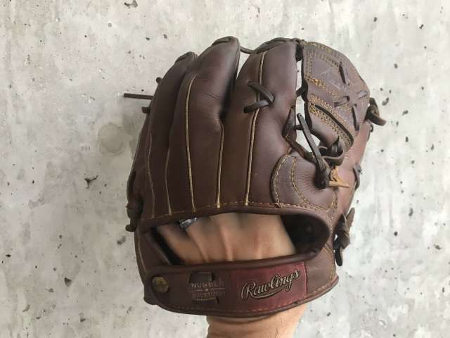 Harvey Haddix Rawlings HH Back