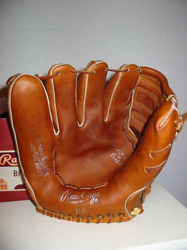 Harvey Haddix Rawlings HH Lefty Front