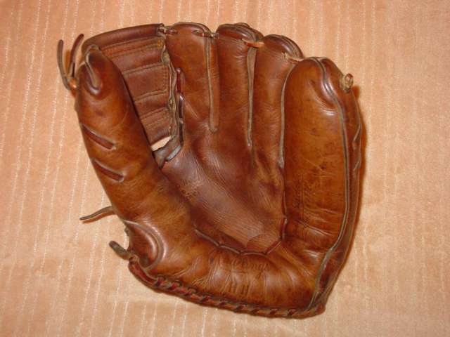 Harvey Haddix Rawlings HH The Kitten Front