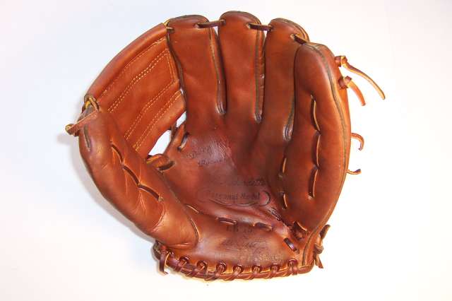 Lew Burdette Rawlings LB15 Front