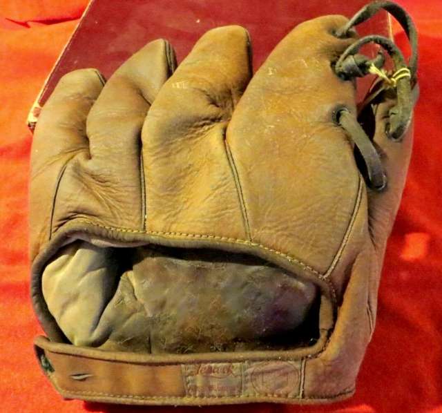 Pepper Martin Rawlings 400 Leacock Back