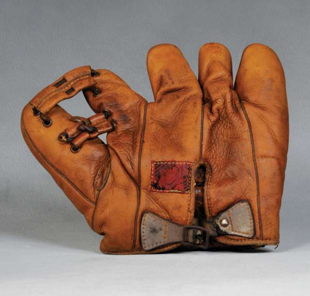 Pepper Martin Rawlings 400V Back