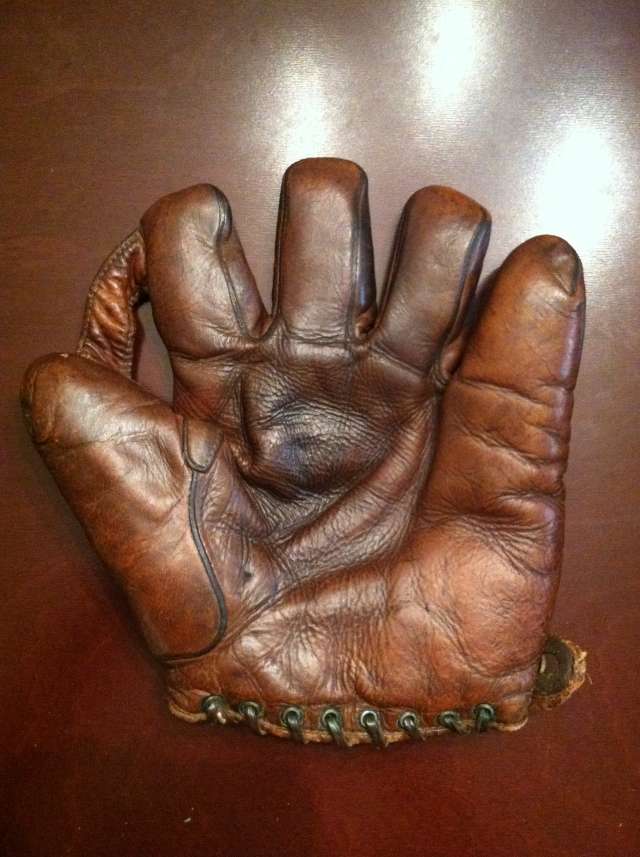 Rawlings 1 Inch Web Brown Front