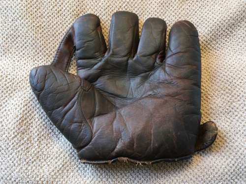 Rawlings 1 Inch Web Dark Front