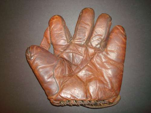 Rawlings 1 Inch Web Front