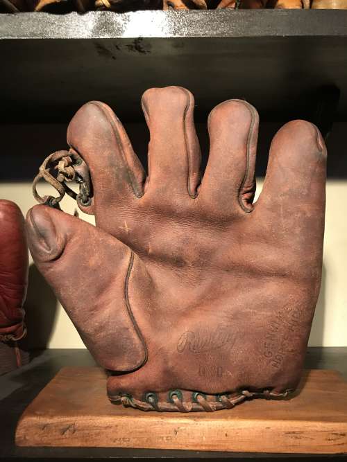 Rawlings G60 Grommet Web Front